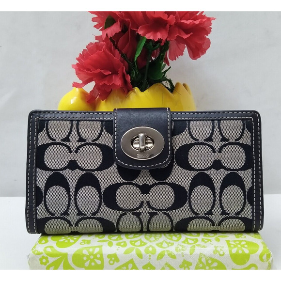 Coach Signature Canvas Leather Trim Turnlock Checkbook Credit Card Bifold Wallet - Picture 1 of 16